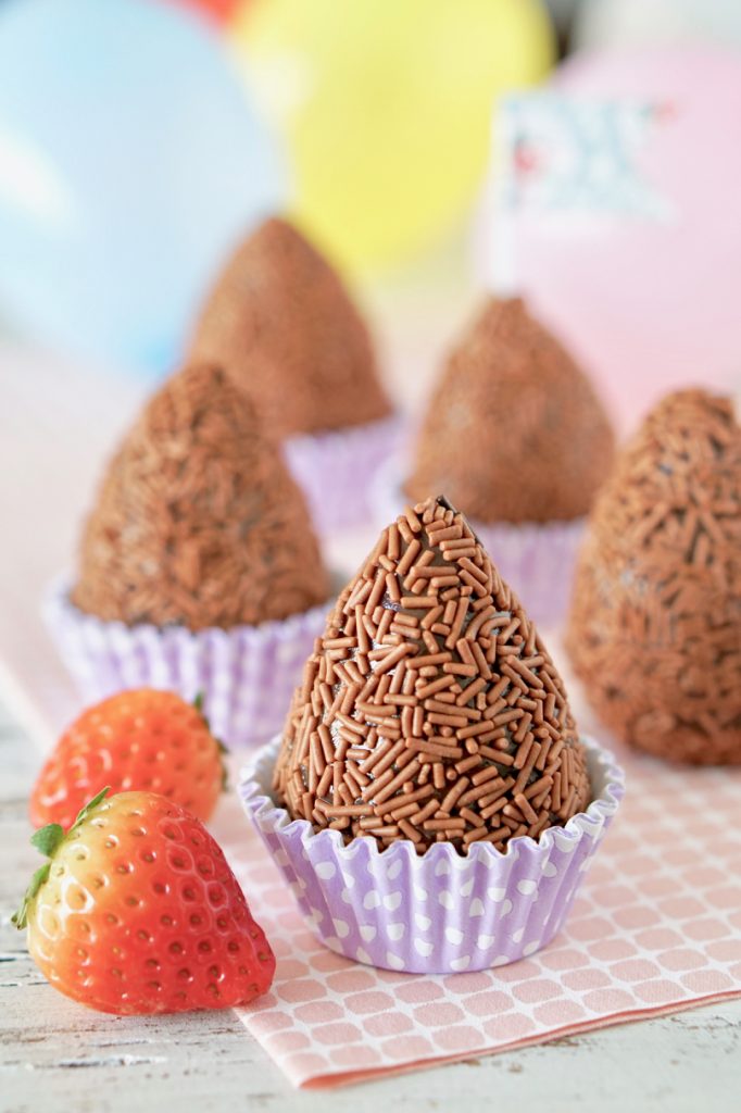 Coxinha De Brigadeiro | Flamboesa